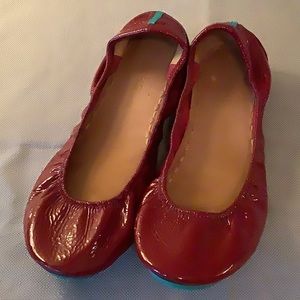 Ruby Red Tieks sz 12